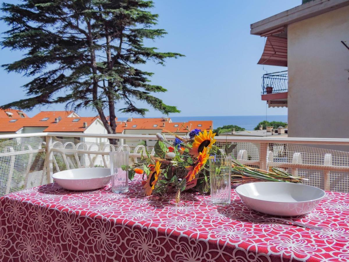H11 Terrazzo Al Mare - Riva Ligure - Spiagge公寓 外观 照片